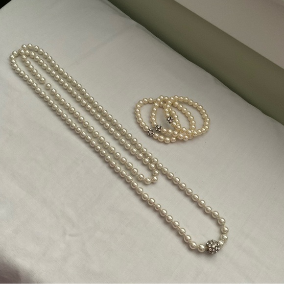 FAUX PEARL AND RHINESTONE NECKLACE AND MATCHING BRACELET VINTAGE - Picture 3 of 11
